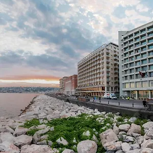 **** Hotel Royal Continental Itália